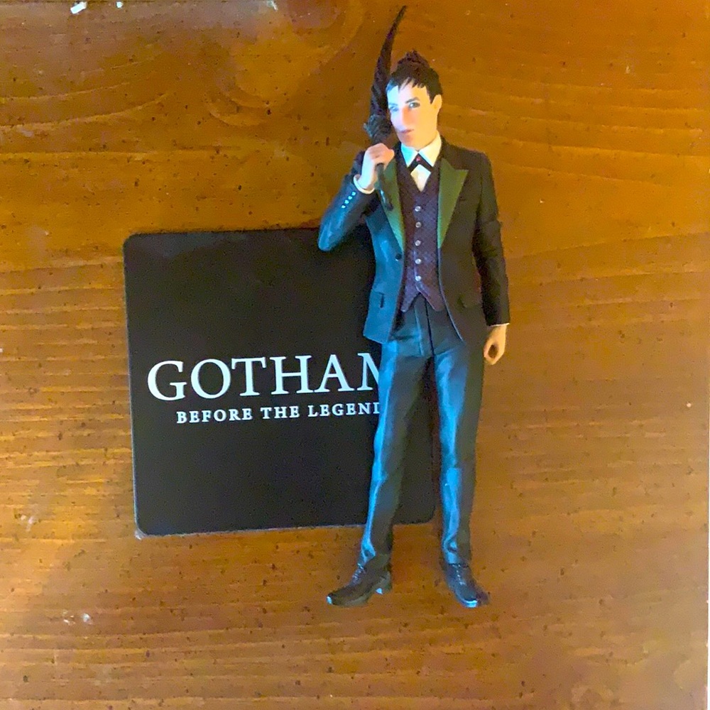Gotham “The Penguin”  Figure Oswald Cobblepot